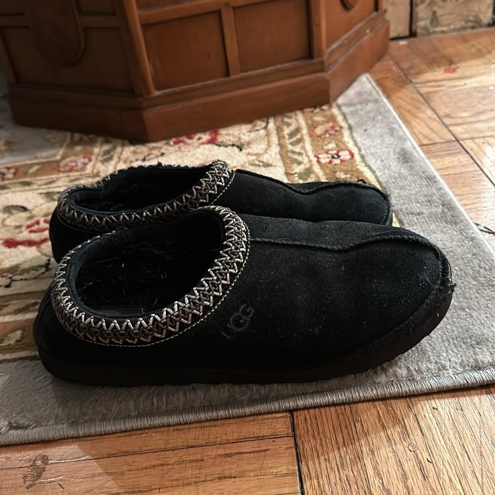 Tasman slipper men size 8